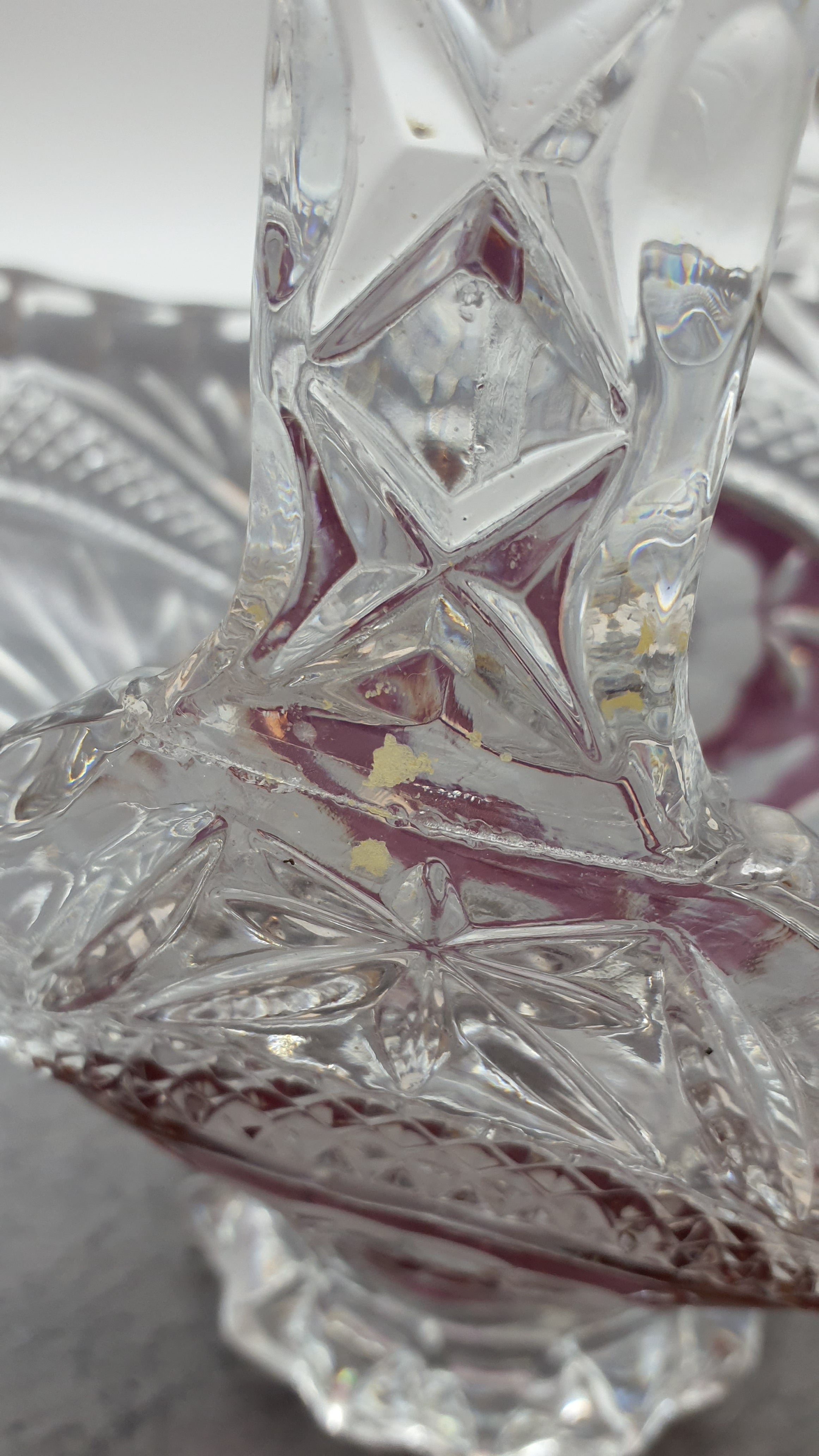 Gebäckschale-Konfektschale mit Griff/Henkel aus Glas"Anna Hütte"Bleikristall-Blumenmotiv, rot