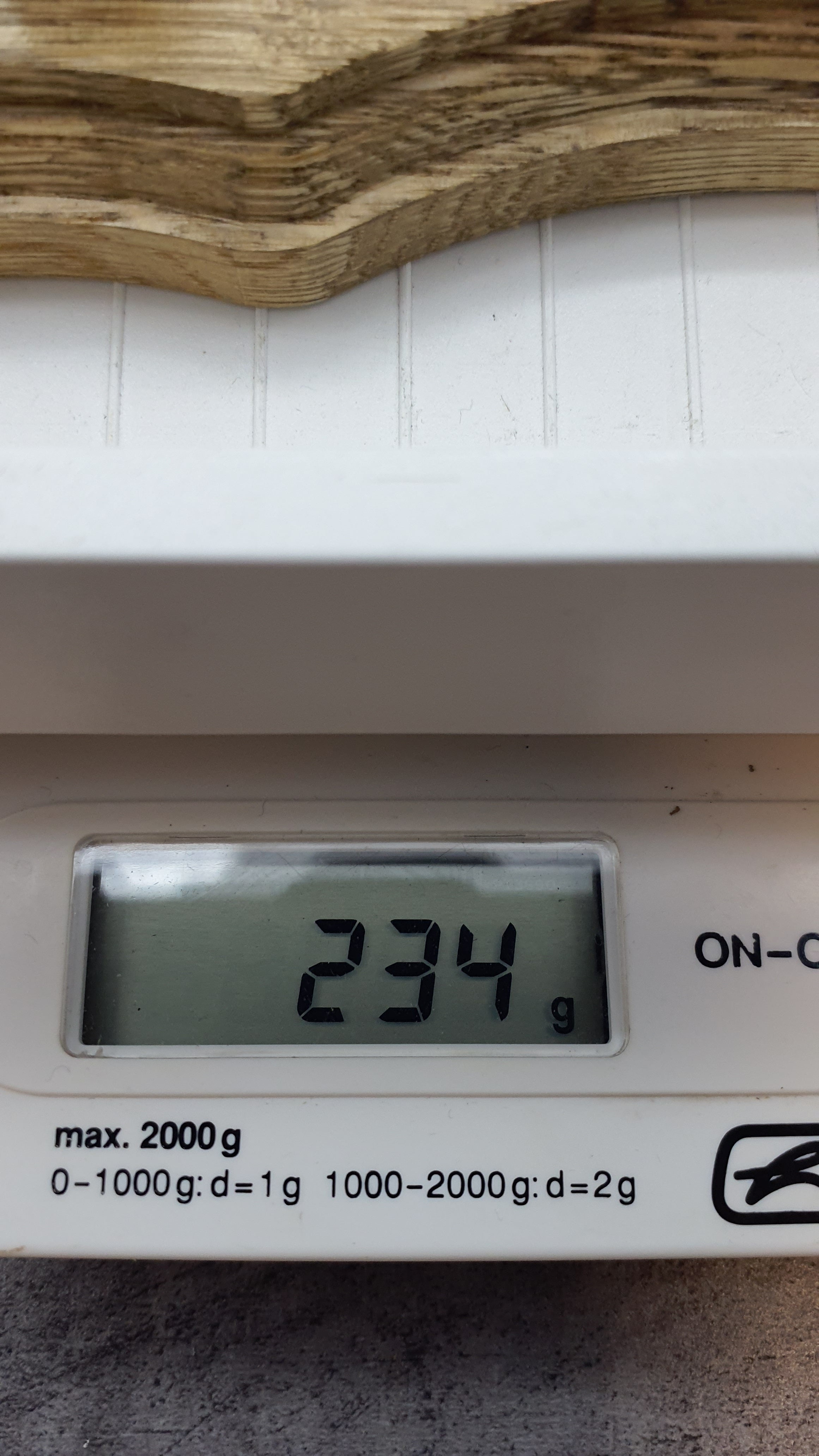 Frieling Zinn Jahreslöffel 1986 mit Holzbrett - Sammellöffel