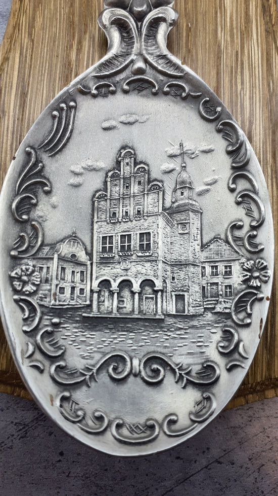 Frieling Zinn Jahreslöffel 1988 mit Holzbrett - Sammellöffel