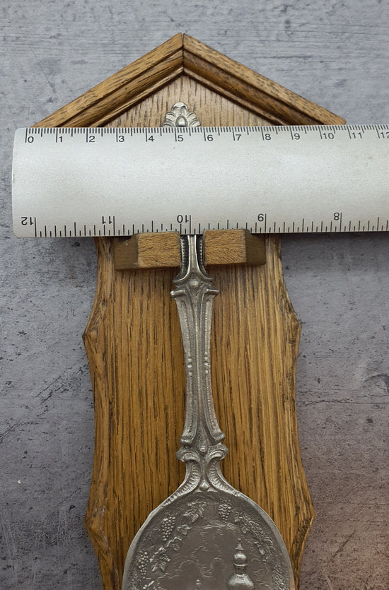 Frieling Zinn Jahreslöffel 1980 mit Holzbrett - Sammellöffel