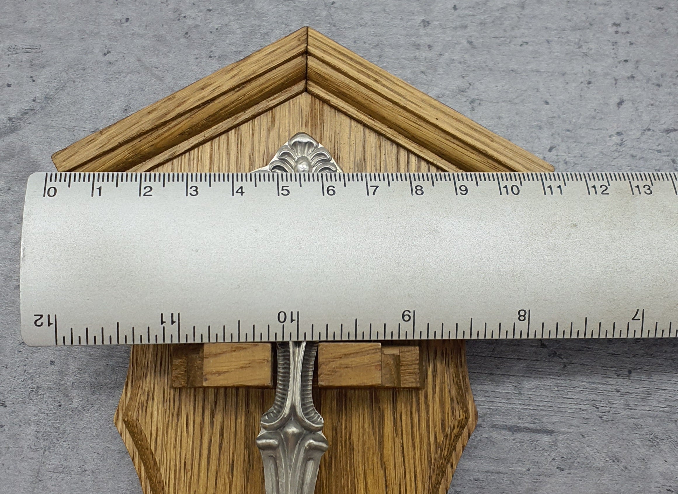 Frieling Zinn Jahreslöffel 1985 mit Holzbrett - Sammellöffel