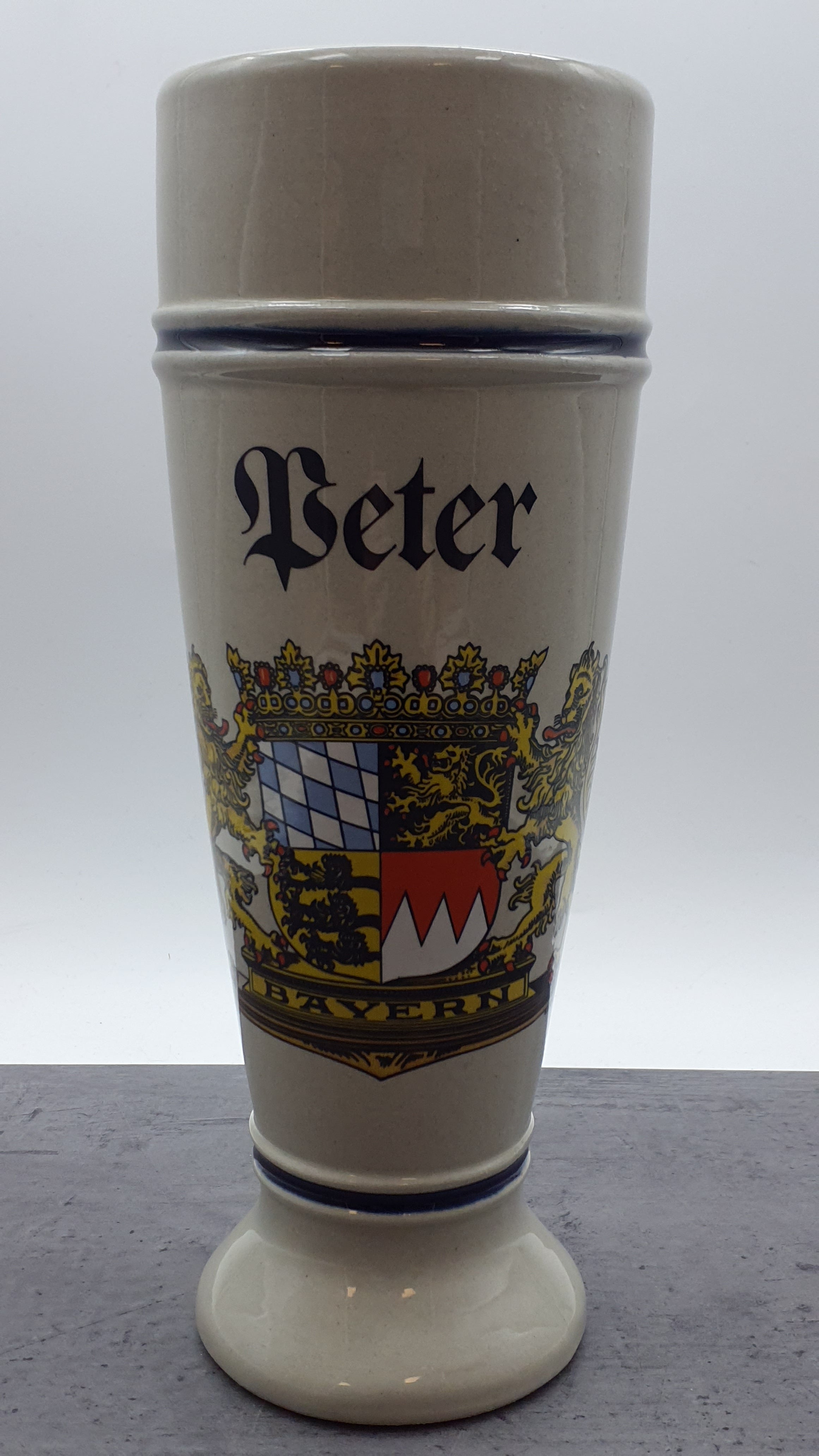 Porzellan Bierkrug, Bayernwappen, Original King 3, grau