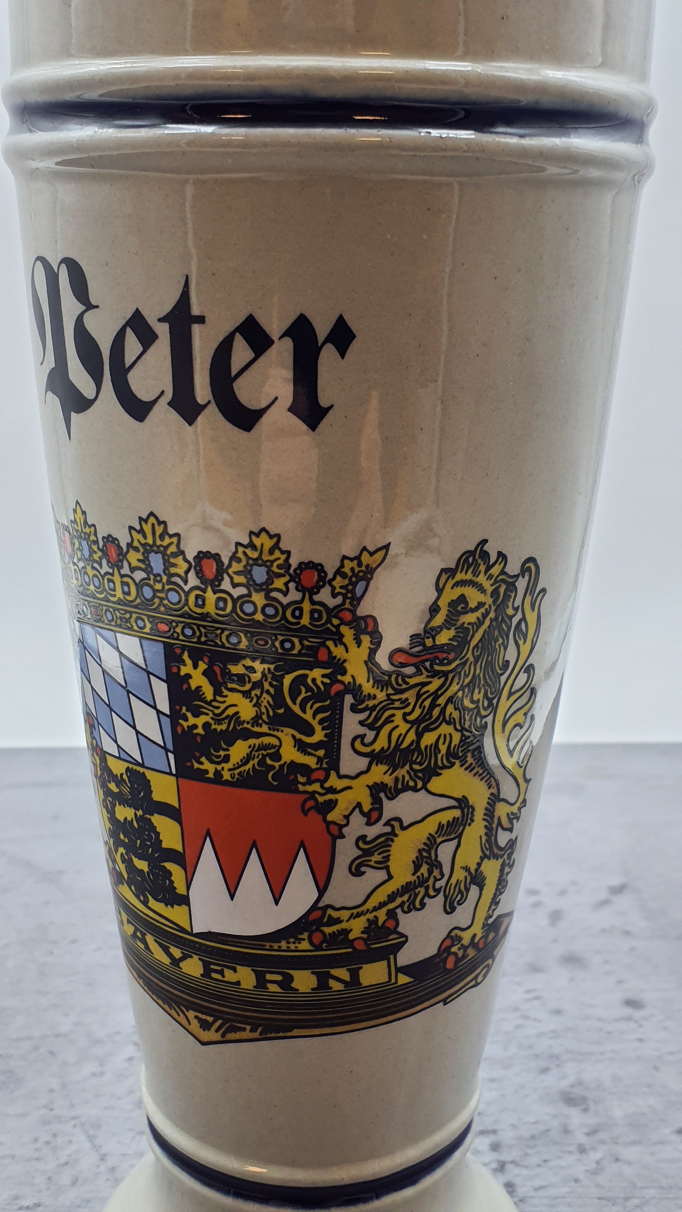 Porzellan Bierkrug, Bayernwappen, Original King 3, grau
