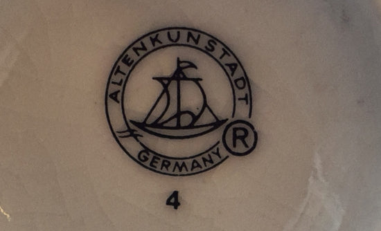 Porzellan Krug mit Zinndeckel, Motiv Altenau Bergstadt auf dem Harz, Altenkunstadt Germany, schwarz-weiß