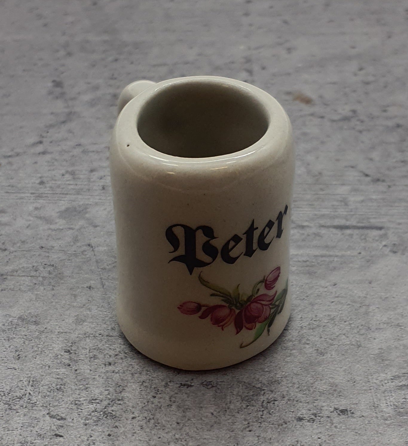 kleiner Porzellan Bierkrug, Blumenmotiv