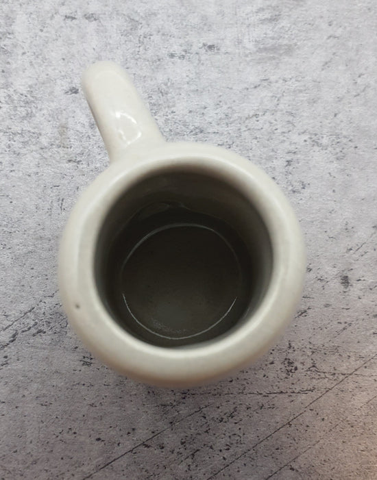 kleiner Porzellan Bierkrug, Blumenmotiv