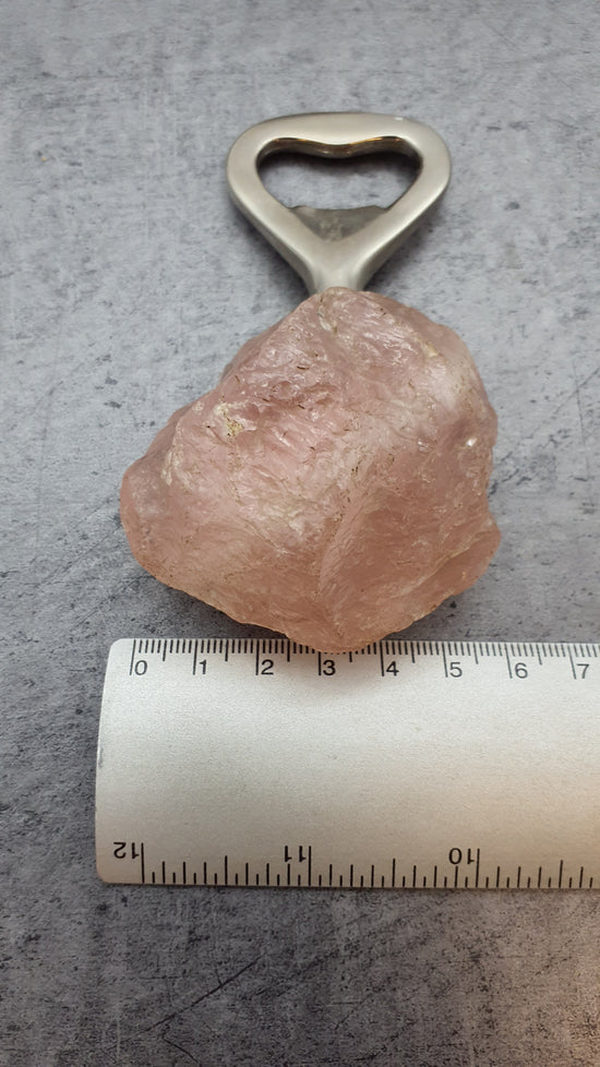 Flaschenöffner aus Rosenquarz