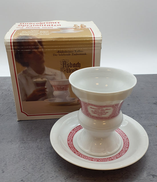 Rüdesheimer Spezialitäten, mit Ansbach Uralt, Porzellan Gedeck 2-teilig