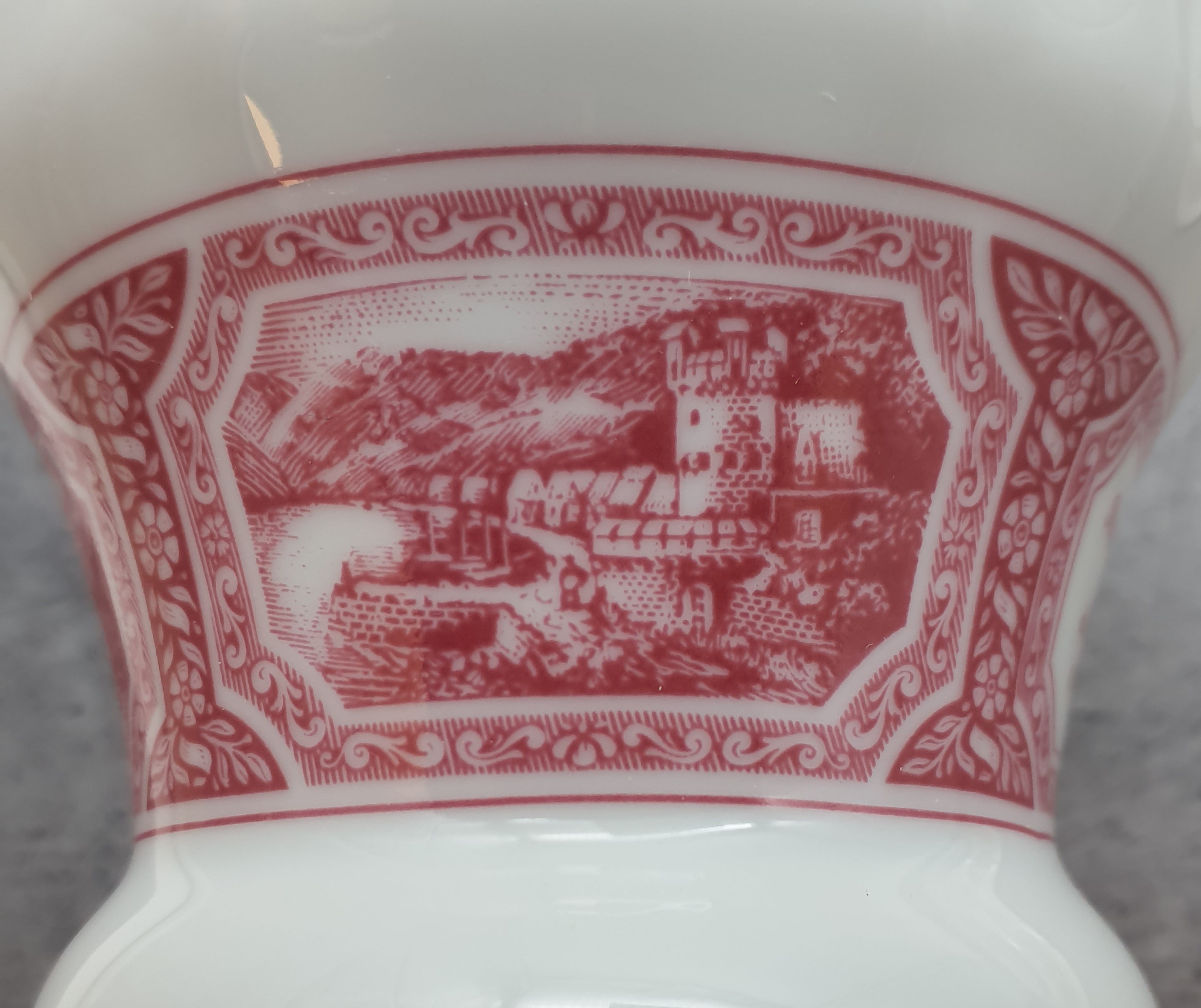 Rüdesheimer Spezialitäten, mit Ansbach Uralt, Porzellan Gedeck 2-teilig