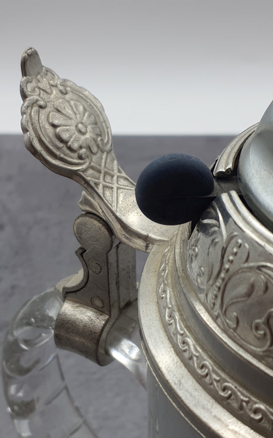 Bierkrug mit Deckel Glaskrug Sammelkrug "Original Radlerseidel" BMF Zinn