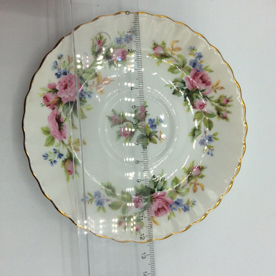 Royal Albert MOSS ROSE Kaffeegedeck 3tlg. Sammeltasse Bone China England