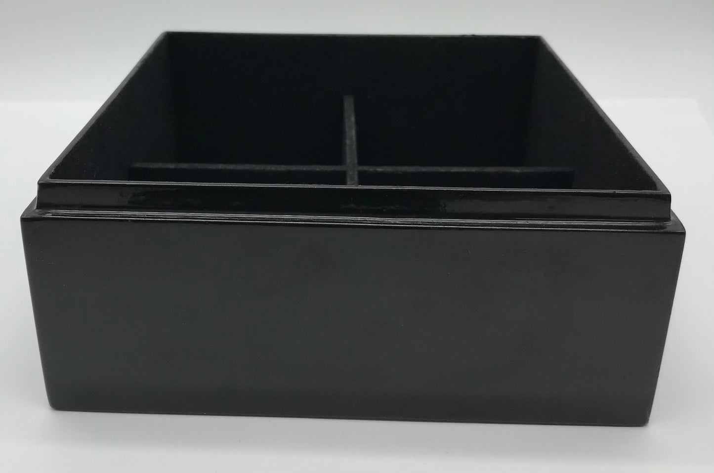 Schmuckkästchen schwarz Lack mit Perlmutt Blume