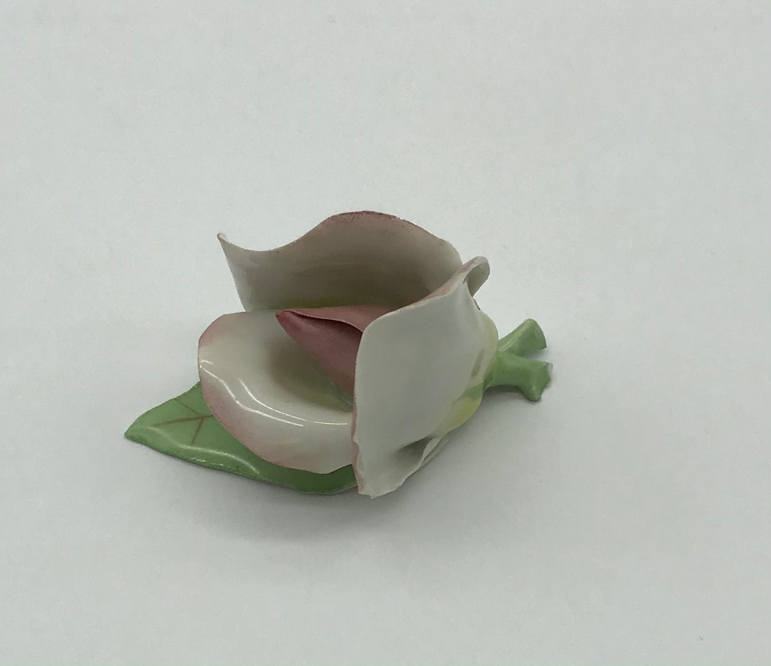 Porzellan Rose Blume Aquincum Budapest handbemalt, rosa