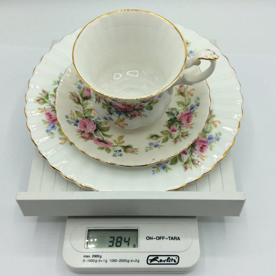 Royal Albert MOSS ROSE Kaffeegedeck 3tlg. Sammeltasse Bone China England