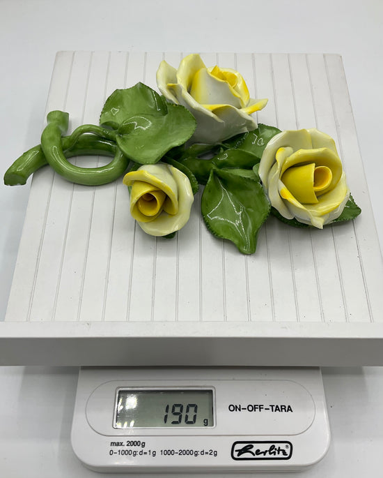 Herend Tischrosen gelb Porzellan, Dekorose Rosenköpfe