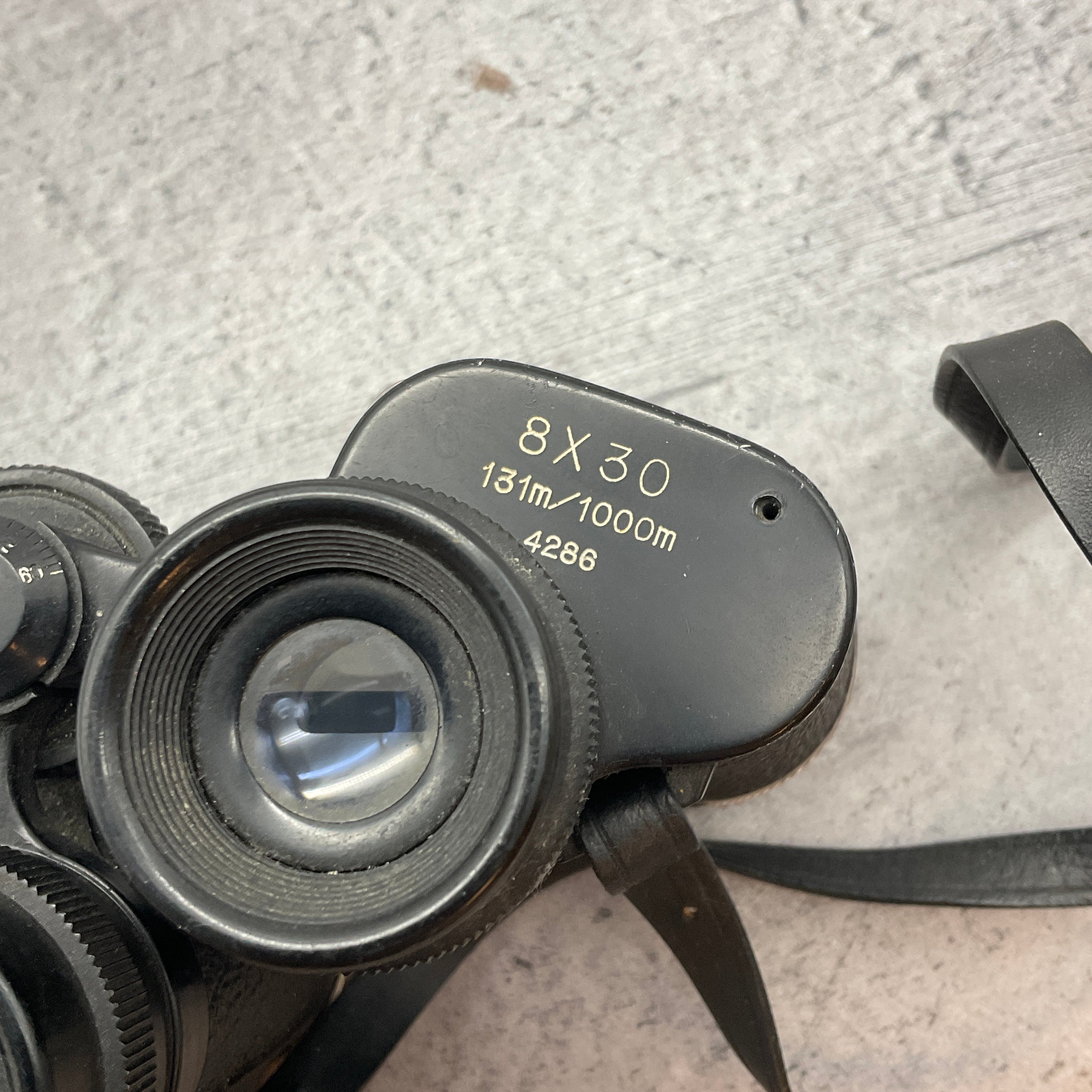 Fernglas, 8 x 30, 131m/1000m, 4286