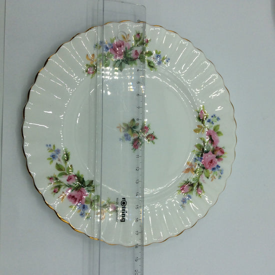 Royal Albert MOSS ROSE Kaffeegedeck 3tlg. Sammeltasse Bone China England