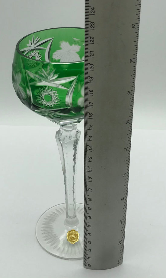 Kristall Weinglas Römer dunkelgrün handgeschliffen, Echt Bleikristall