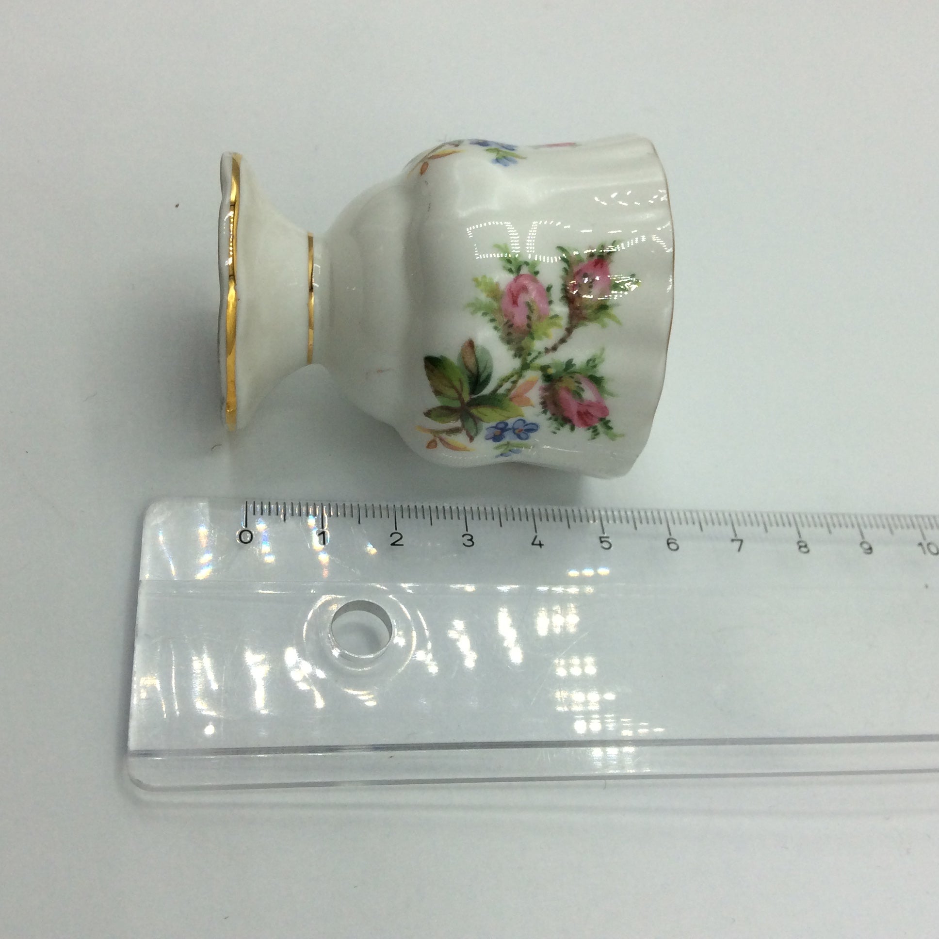 6 x Royal Albert-Porzellan-Bone China-England-Moss Rose-Eierbecher