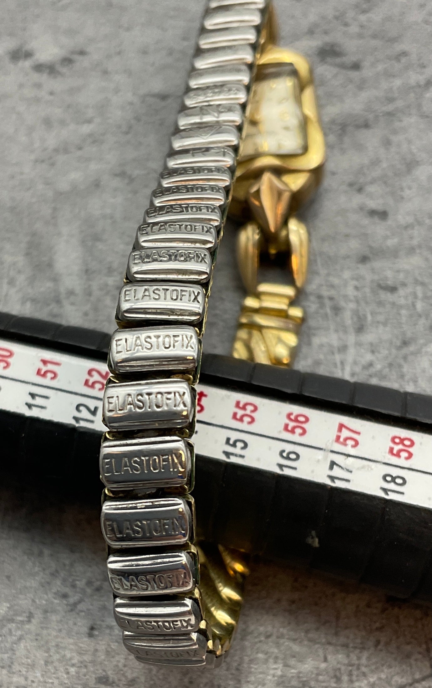 Exquisit, 17 Jewels, Damenuhr mit Flexband,