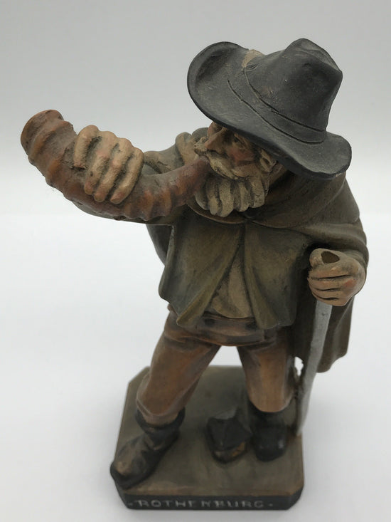 Handgeschnitzte Holzfigur Bergwanderer mit Horn, bemalt, Rothenburg, 25 cm