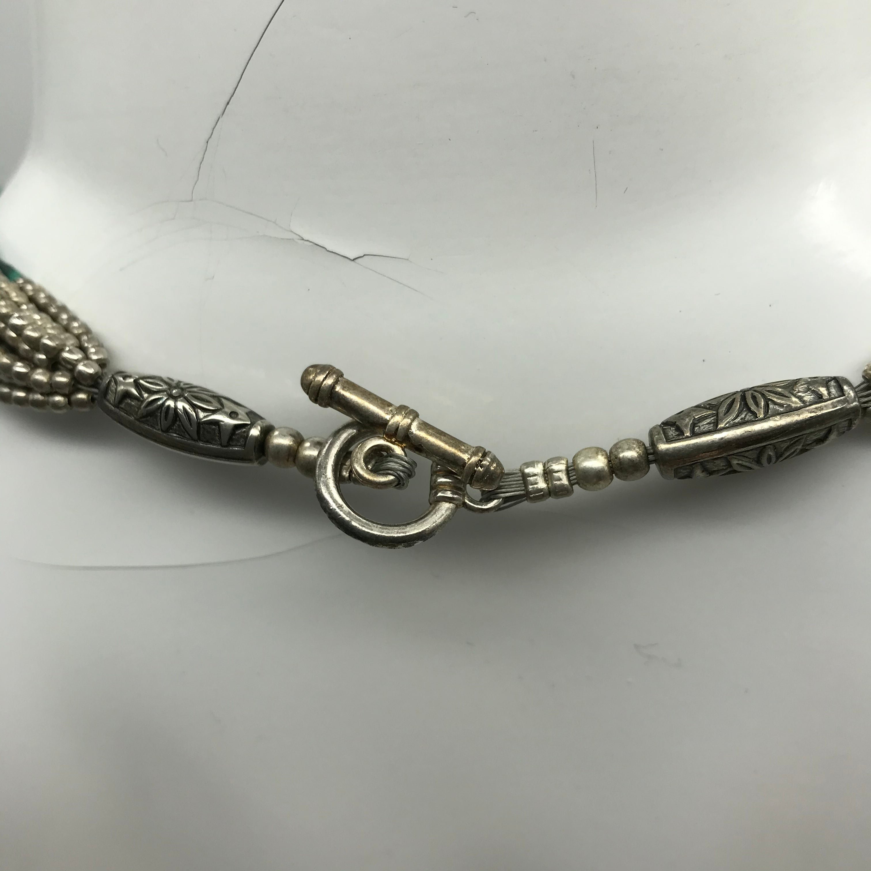 Grüne Modeschmuck Perlenkette, mit Silberfarbenen Verschluss,