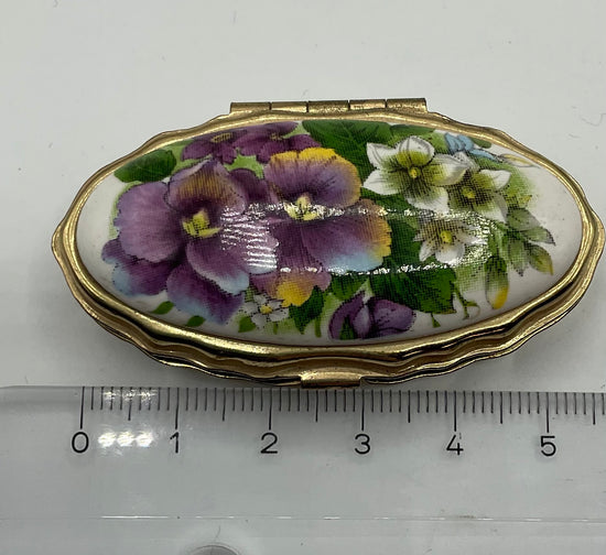 Pillendose, Goldfarbend mit zwei Fächern, und Spiegel, Pillen  Box