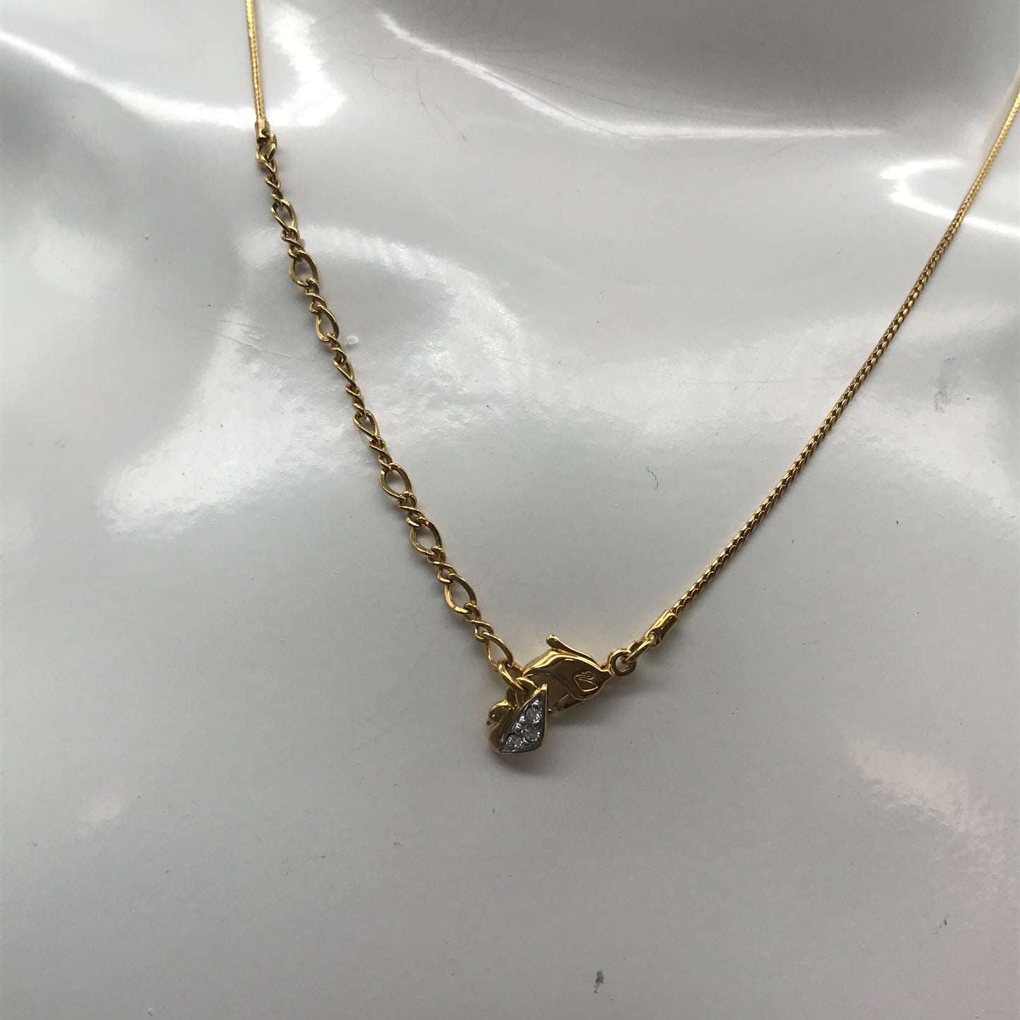 Swarovski, Halskette, goldfarben mit Herzanhänger und Glitzersteinen