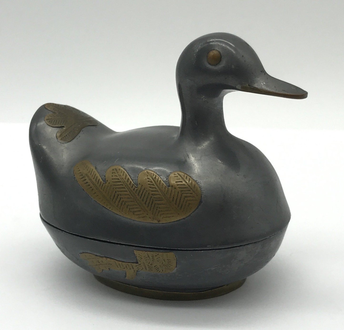 Ente Deckeldose Metall mit Messingbeschlägen, Schmuckdose