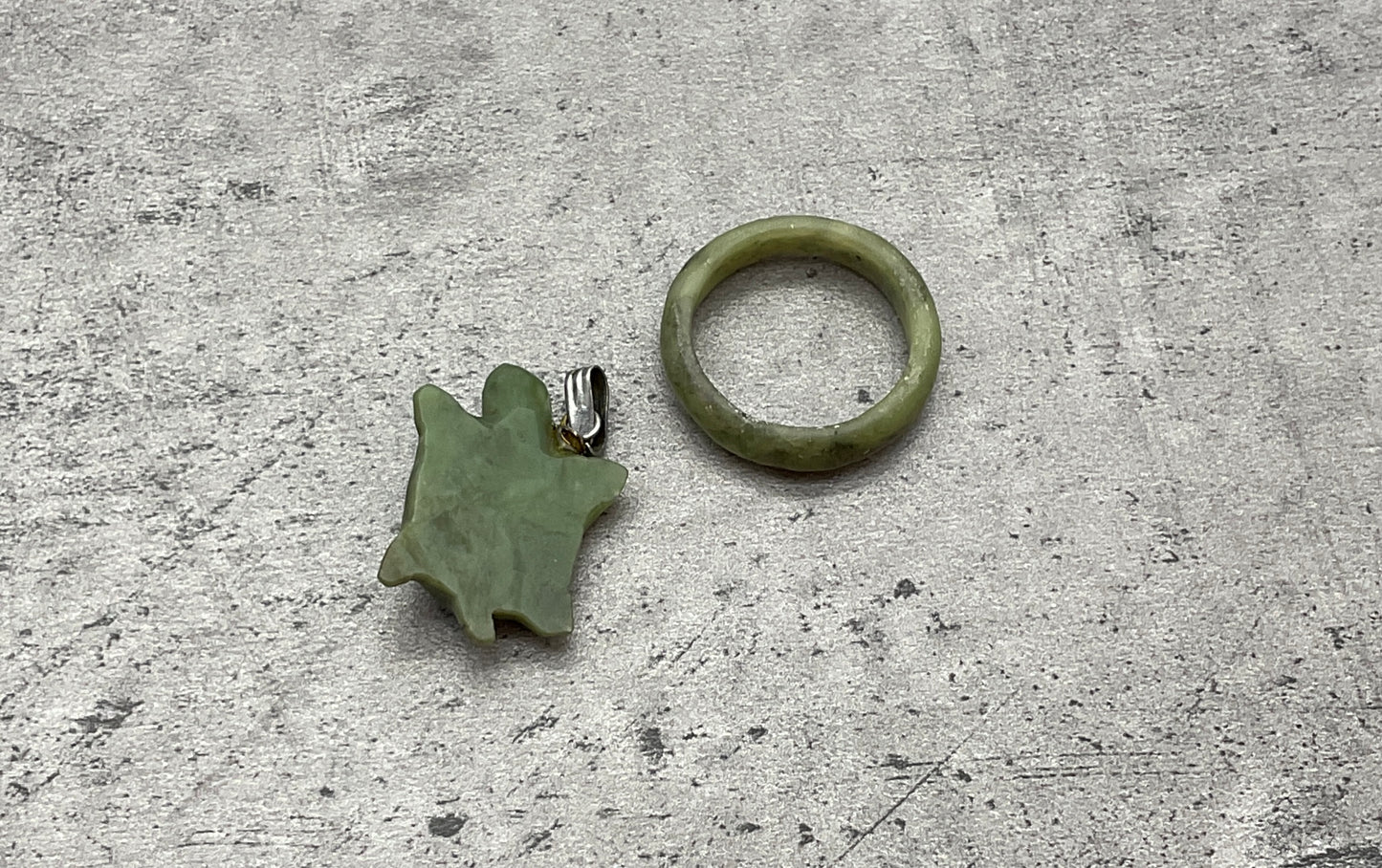 Anhänger + Ring, Modeschmuck Schildkröte Grün, Jade, 2 Tlg.