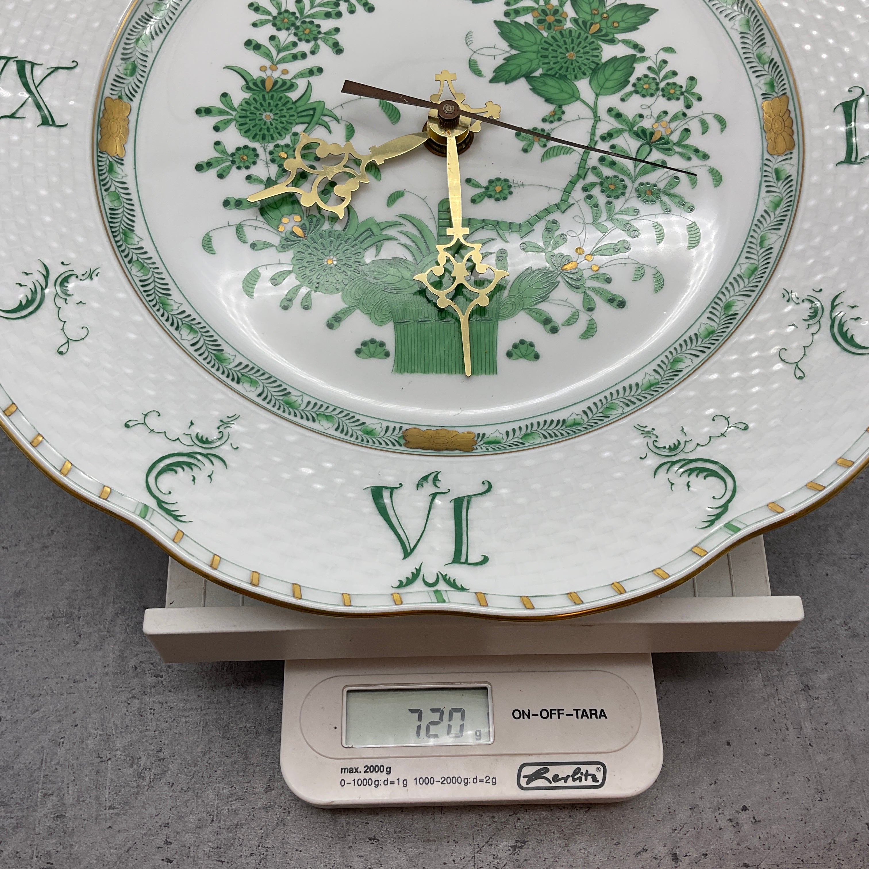 Porzellan Uhr, Herend Indisch Grün, Wanduhr Indian Basket Fleur des Indes