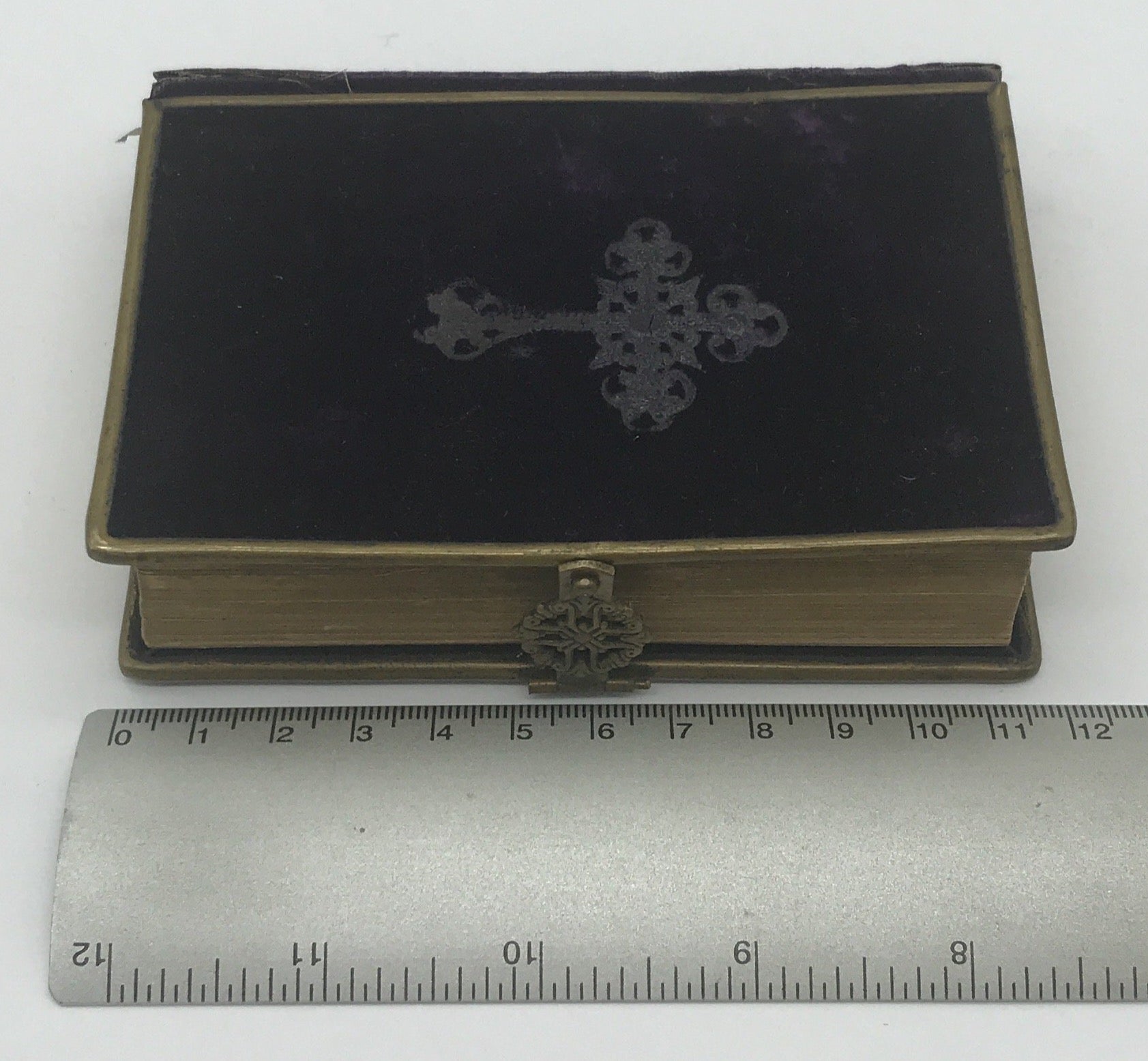 Lehr- und Gebetbuch für kath. Jünglinge und Jungfrauen Samteinband