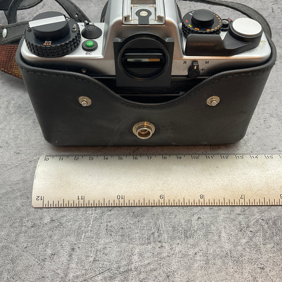 ROLLEIFLEX SL35 mit Rollei-HTF Planar 1.8/50, 1224335 mit Etui