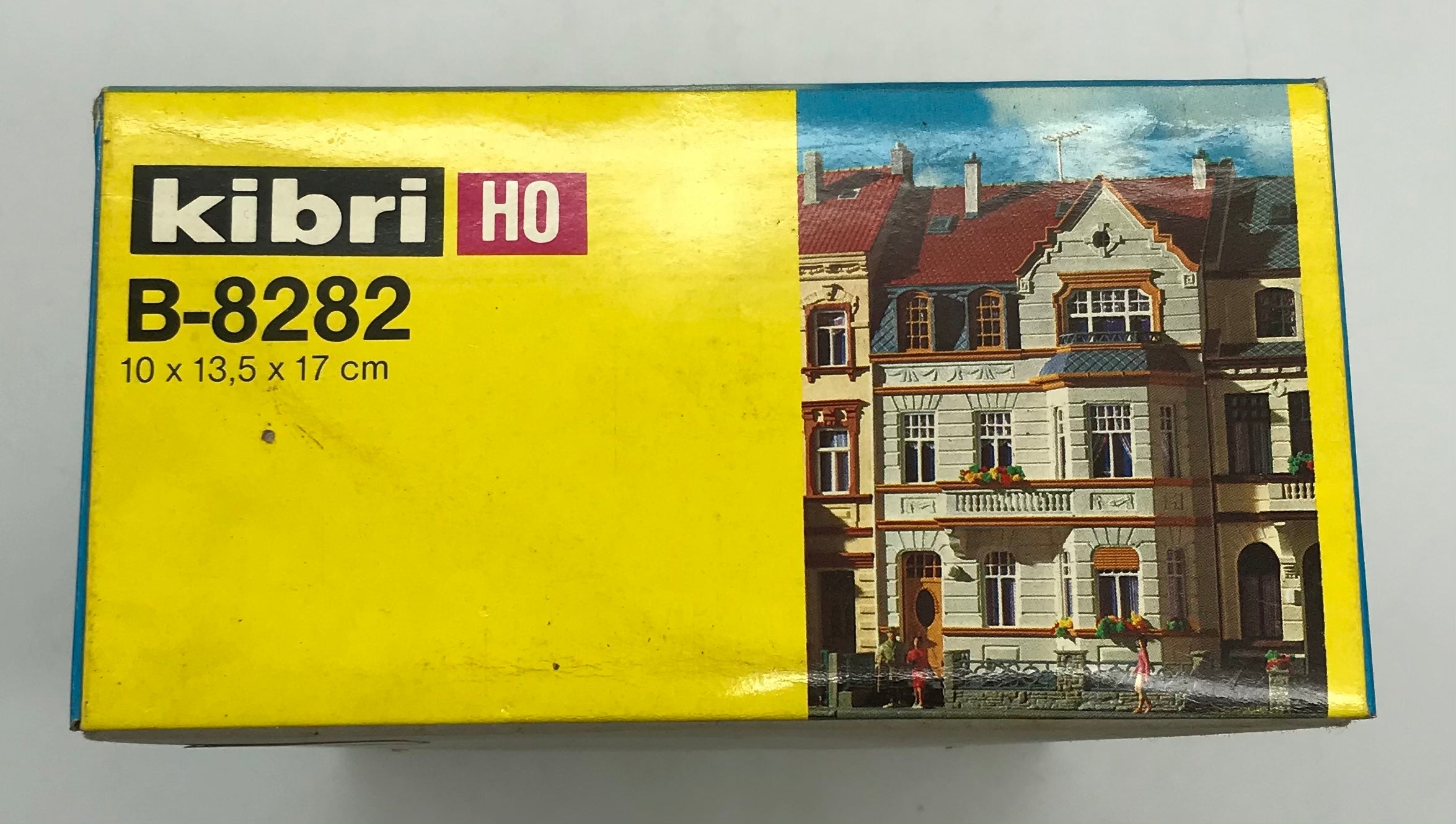 Kibri 8282 H0 Bürgerhaus mit Erker, Stadthaus mit Preiser,