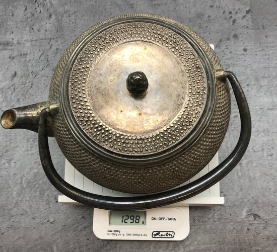 Teekanne mit Henkel, versilbert