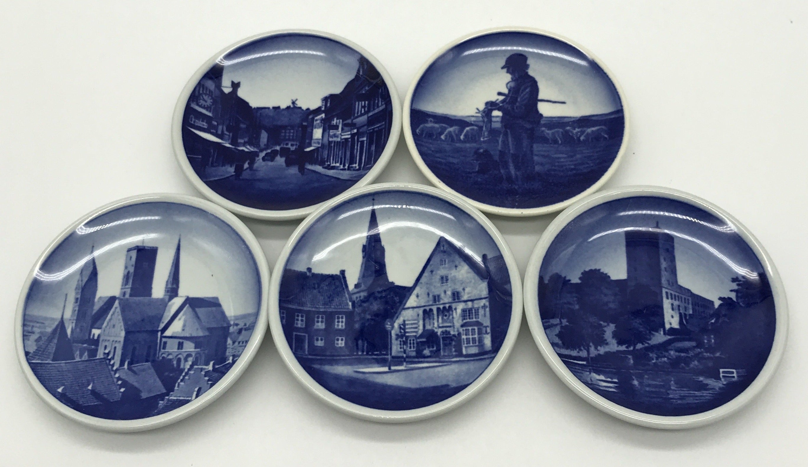 5 Stück Sammelteller-Royal-Copenhagen Fajance 8 cm kleine Teller