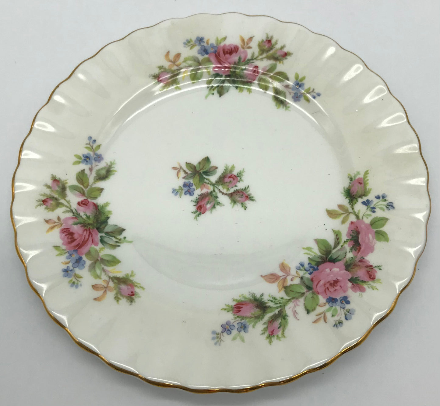 Royal Albert-Porzellan-Bone China-England-Moss Rose, Butterdose, Teller mit Haube