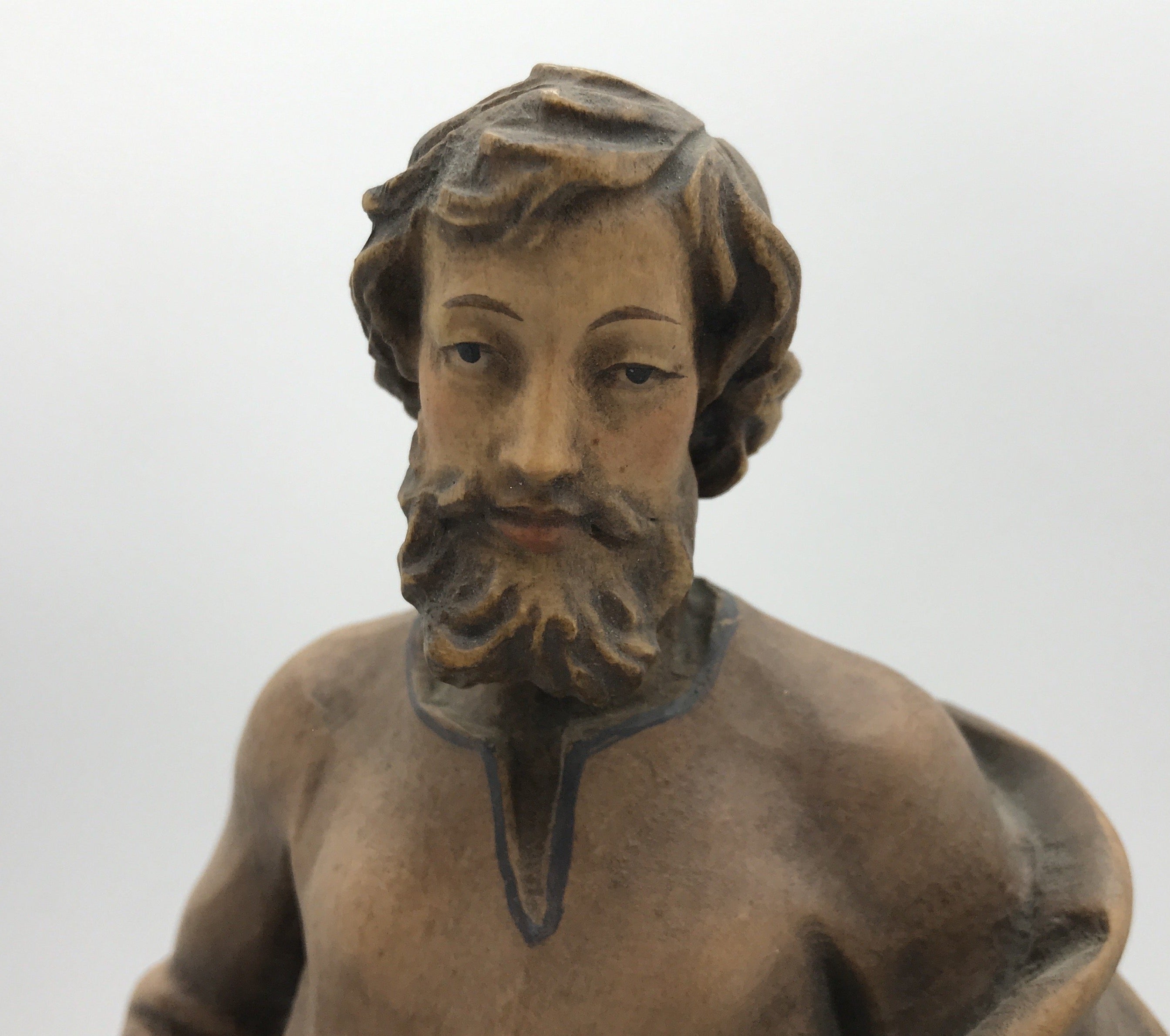 Josef als Handwerker mit Langsäge, Holzgeschnitzt, 30 cm hoch