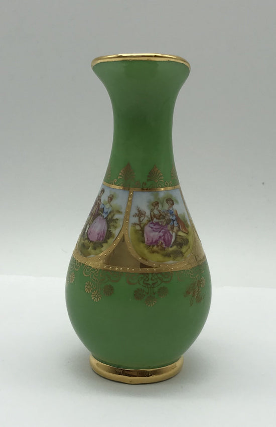 H W Karlsbader Wertarbeit Porzellan Vase, kleine Henkelvase grün mit Vergoldung