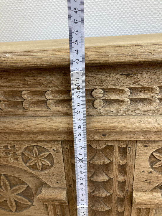 Truhe Eichenholz, Antik, Schnitzereien